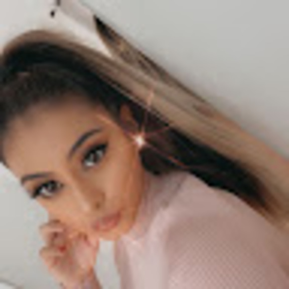 Meet your Posher, Alex - Picture 1 of 1